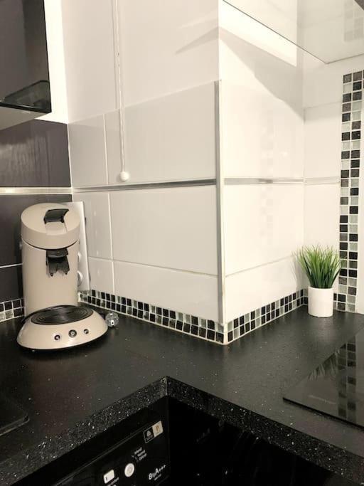 Grand F3 A 30Mn De Paris - Terrasse + Parking Prive Apartment Saint-Ouen-l'Aumone Ngoại thất bức ảnh